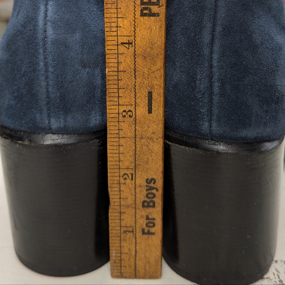 CLARKS 7.5 Artisan Suede Tarah Brae Colorblock Navy Blue Green Block Heels Pumps - Picture 5 of 14